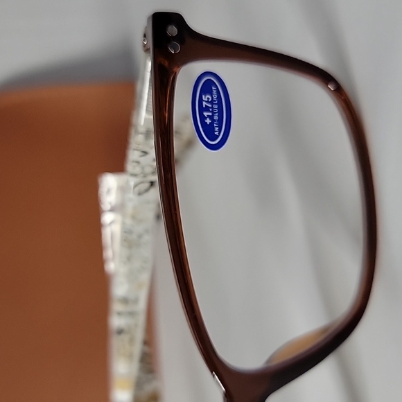 💚 New Brown Reading Glasses +1.75 - Picture 2 of 5